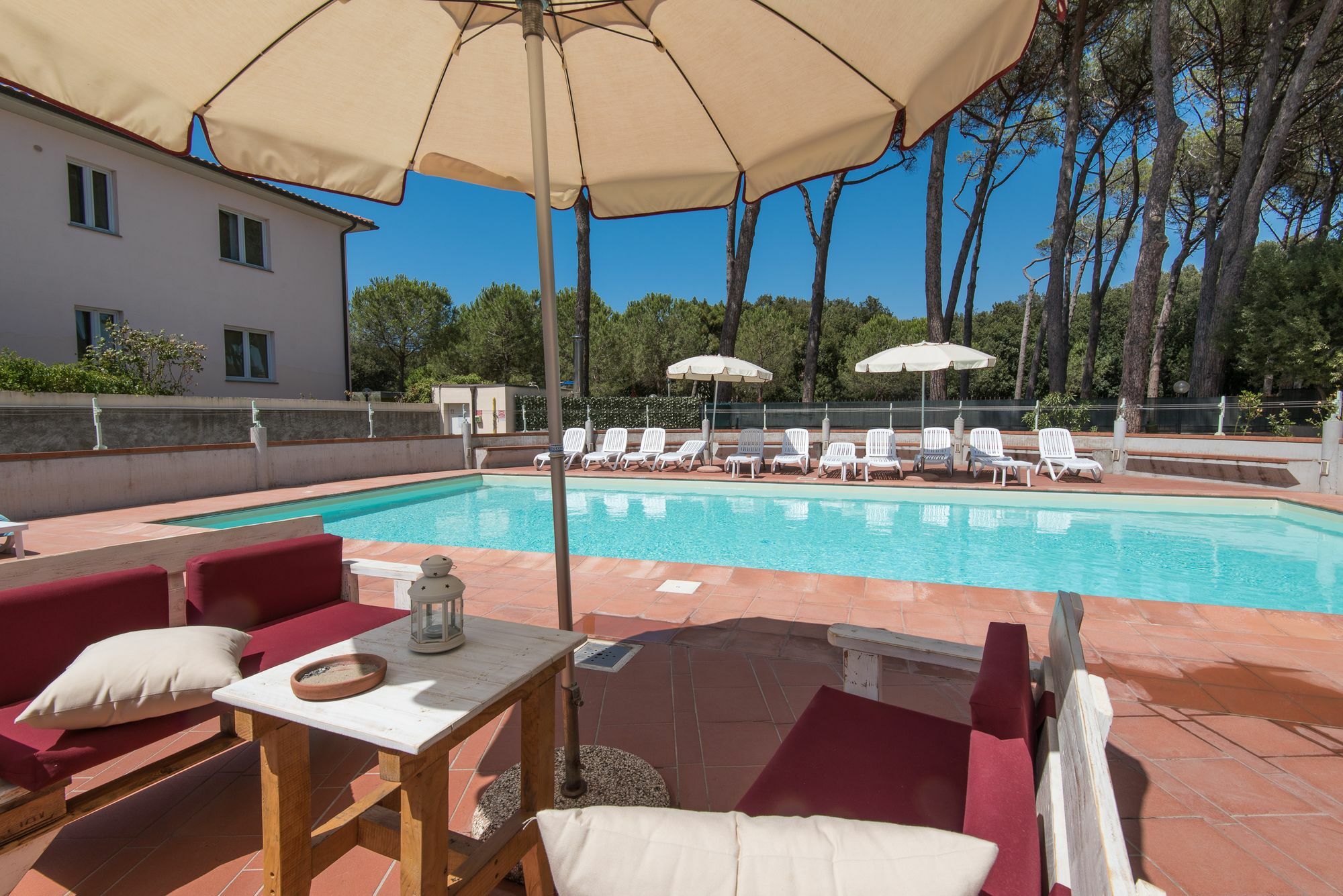 Hotel Kon Tiki San Vincenzo Kültér fotó