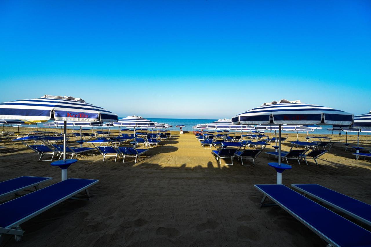 Hotel Kon Tiki San Vincenzo Kültér fotó