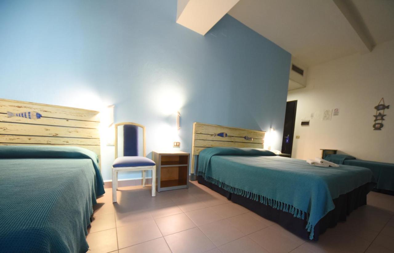 Hotel Kon Tiki San Vincenzo Kültér fotó
