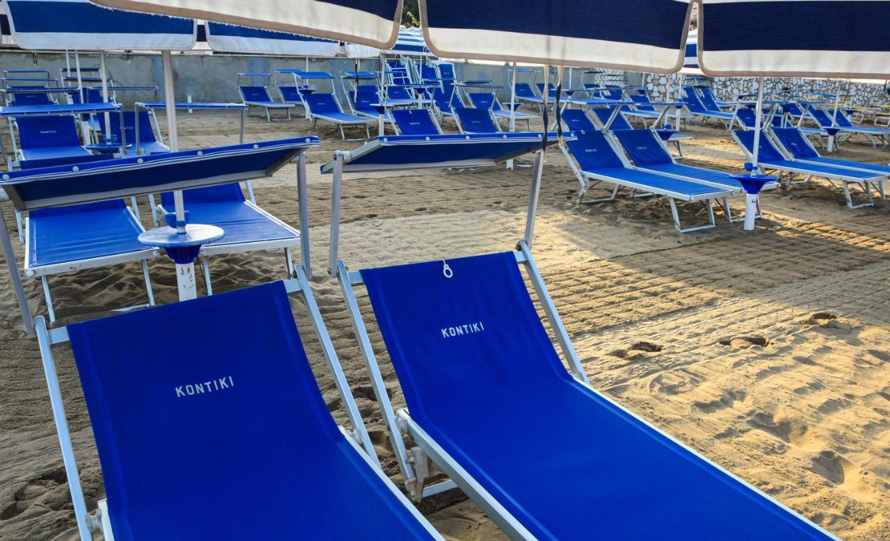 Hotel Kon Tiki San Vincenzo Kültér fotó